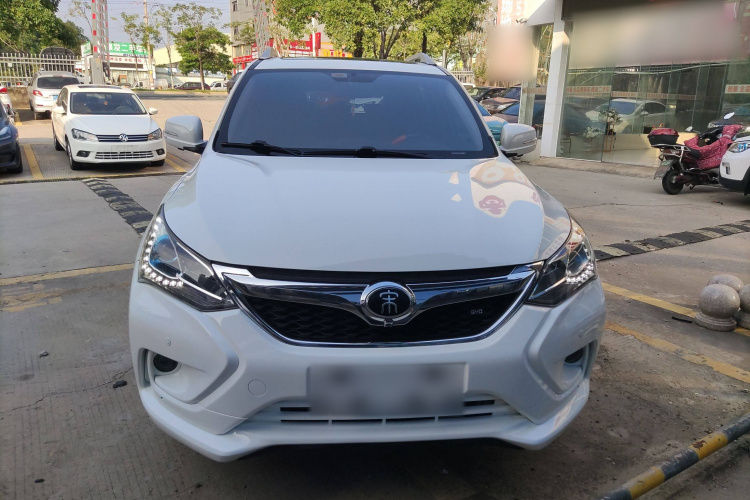 比亚迪 宋 2016款 盖世版 1.5TI 手动豪雅型车身外观6001