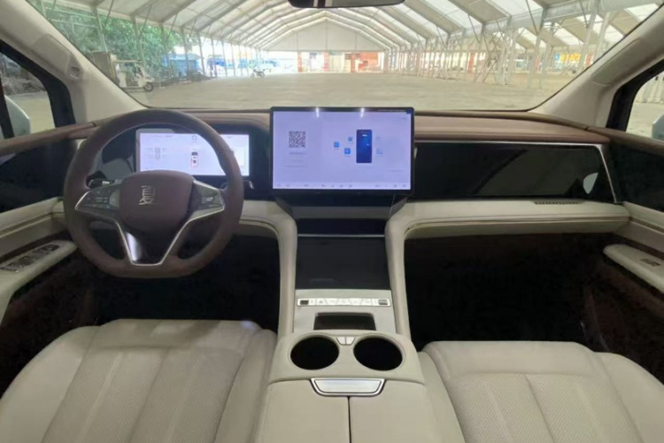 比亚迪 夏 2025款 DM-i 1.5T 180km 超越型中控内饰7003