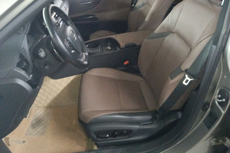 雷克萨斯ES 2022款 260 卓越版局部细节19