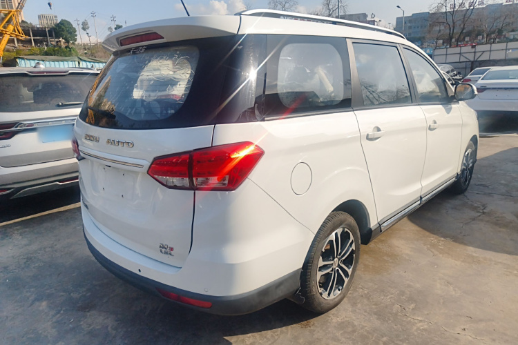 比速汽车 比速M3 2017款 1.5L 豪华型车身外观7