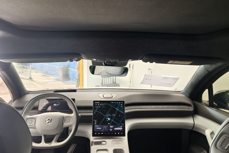 蔚来ES6 2023款 75kWh中控内饰7006
