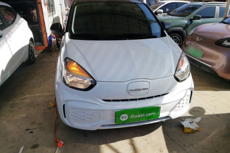 荣威 科莱威CLEVER 2022款 311km元气啵啵版车身外观2