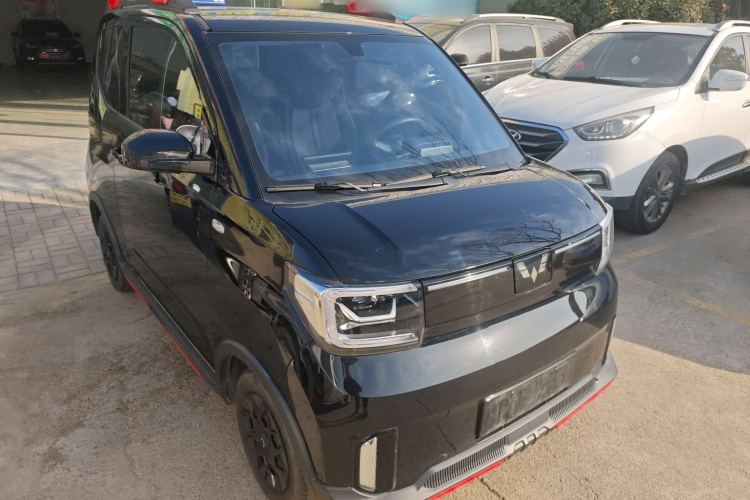 五菱汽车 宏光MINIEV 2022款 GAMEBOY 200km 玩咖款 磷酸铁锂车身外观3