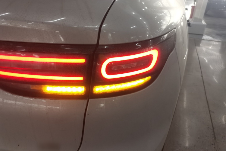 零跑汽车 零跑C11 2021款 尊享版车身外观6006