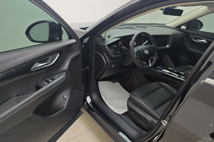 别克 2023款 昂科威Plus 652T 五座豪华型中控内饰7003