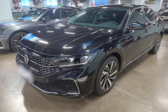 大众 帕萨特 2022款 330TSI 星空豪华版