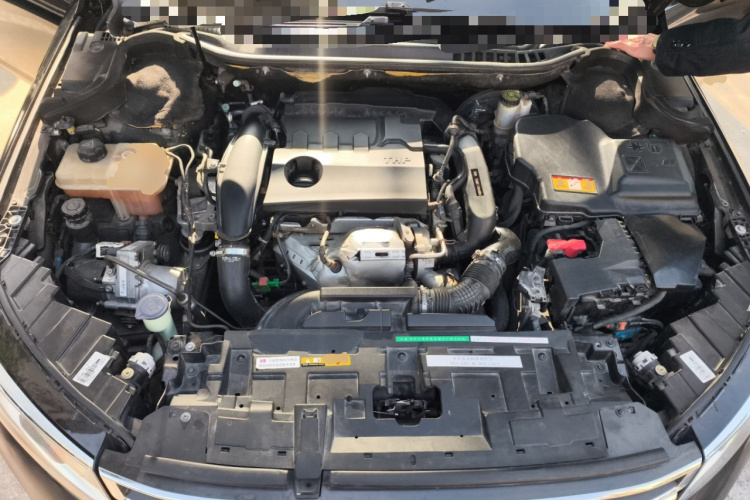 东风风神 东风A9 2016款 1.8T 尊贵型局部细节24