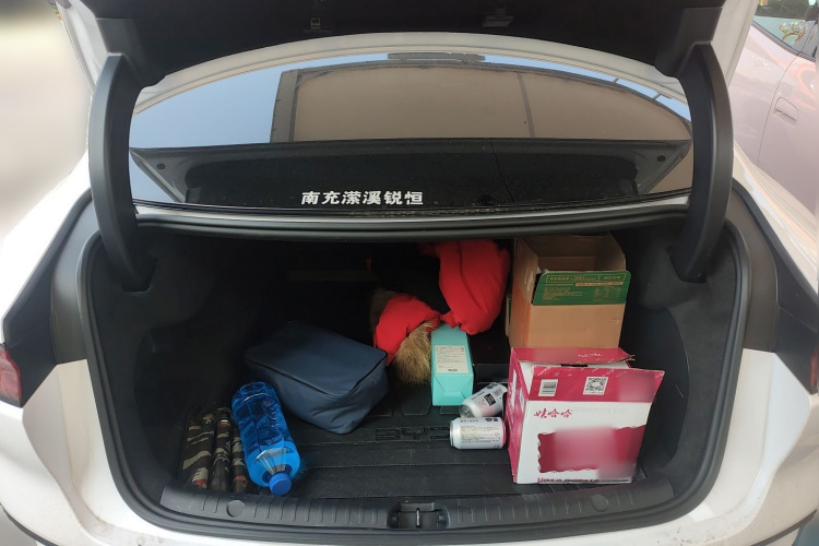 比亚迪 汉 2023款 DM-i 冠军版 121KM 尊荣型中控内饰23