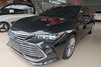 丰田 亚洲龙 2019款 双擎 2.5L XLE尊贵版 国VI