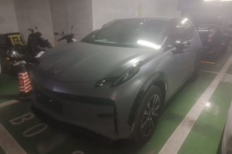 极氪X 2025款 四座后驱魔方版