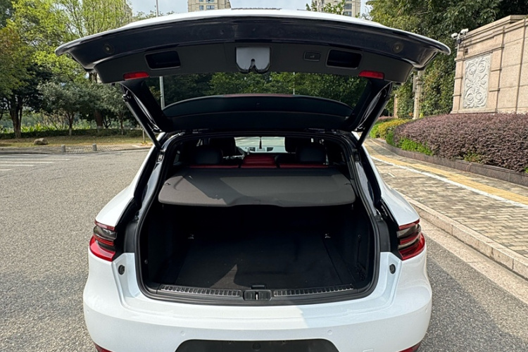 保时捷 2017款  Macan 2.0T中控内饰7009