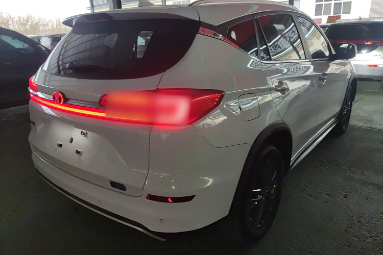 比亚迪 宋新能源 2019款 宋EV500 智联领动型车身外观6005