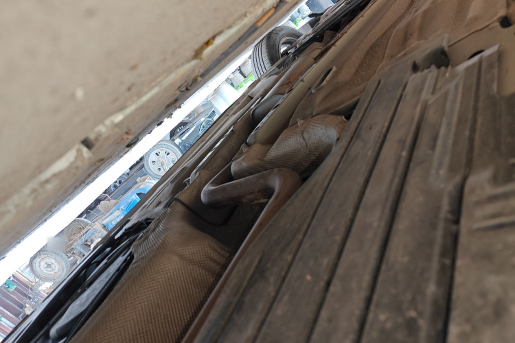 福特 福克斯 2017款 三厢 1.6L 手动风尚型智行版局部细节9003