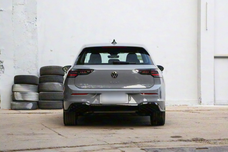 大众 高尔夫 2025款 300TSI R-Line车身外观6003