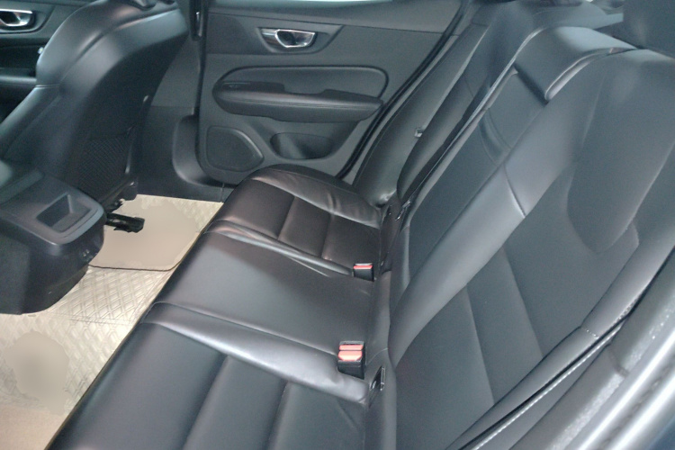 沃尔沃S60 2022款 B4 智逸豪华版中控内饰21