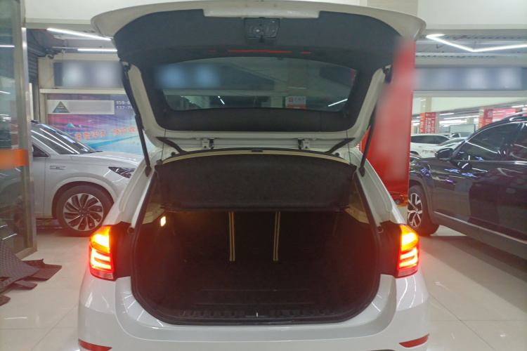 宝马X1(进口) 2012款 sDrive18i豪华型局部细节23