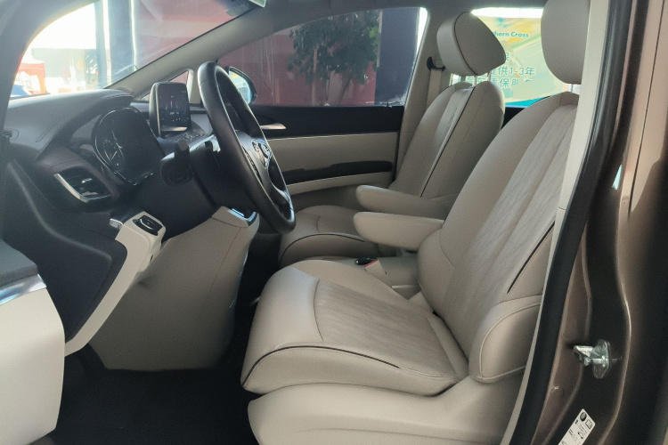 别克GL8 2021款 陆上公务舱 652T 尊贵型局部细节19