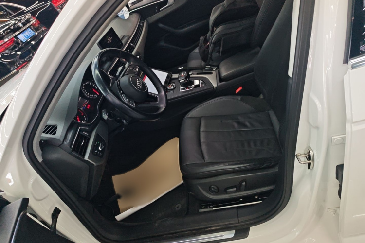 奥迪A4L 2019款 40 TFSI 进取型 国VI局部细节19