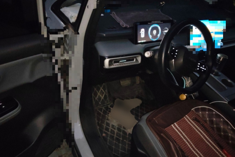 埃安 AION Y 2023款 Younger中控内饰20