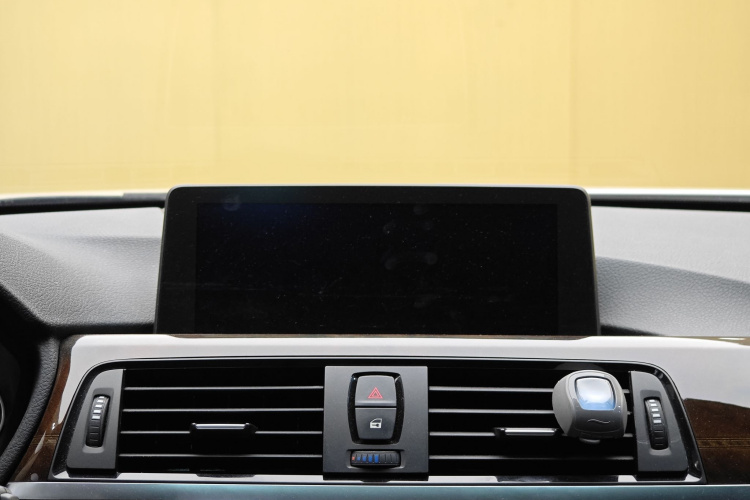 宝马3系 2015款 320Li 超悦版豪华设计套装中控内饰7006