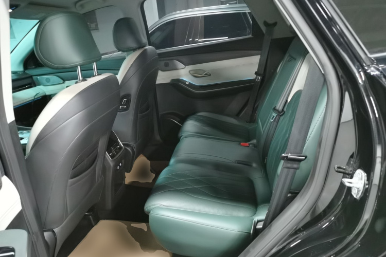 捷途山海L9 2024款 1.5TD 2DHT Pro 7座中控内饰21