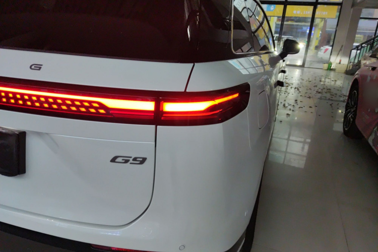 小鹏G9 2025款 725 超长续航 Max车身外观9