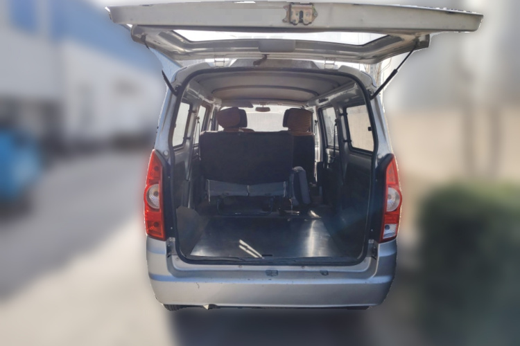 北汽威旺306 2016款 1.2L基本型5座A12国V中控内饰23