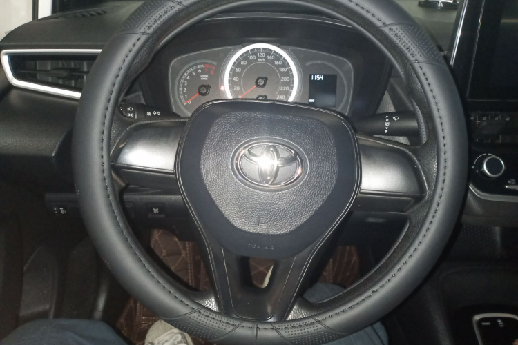 丰田 雷凌 2022款 TNGA 1.5L CVT进取版中控内饰13