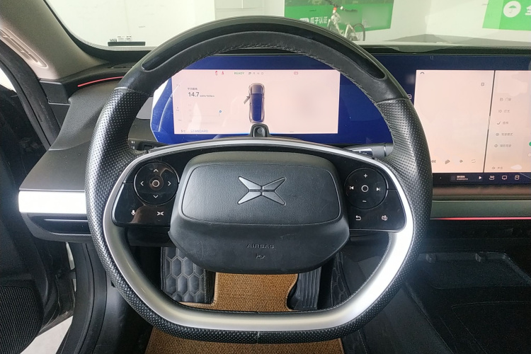 小鹏P7 2020款 670N局部细节13