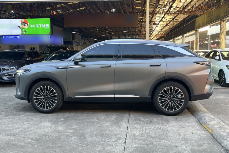 星途瑶光 2023款 400T 四驱奢享版车身外观6006