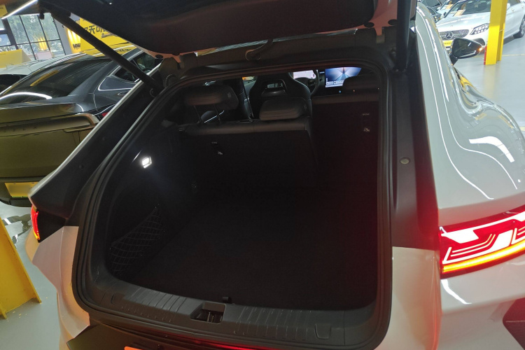 比亚迪 宋L EV 2025款 智驾版 662km 激光雷达卓越型局部细节23