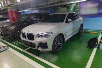 宝马X4 2019款 xDrive30i M运动套装