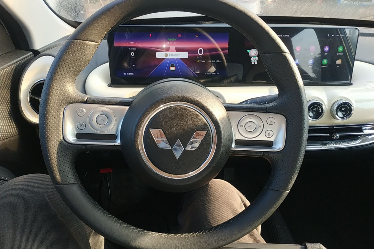 五菱汽车 五菱缤果 2023款 410km 灵犀尊享款中控内饰13