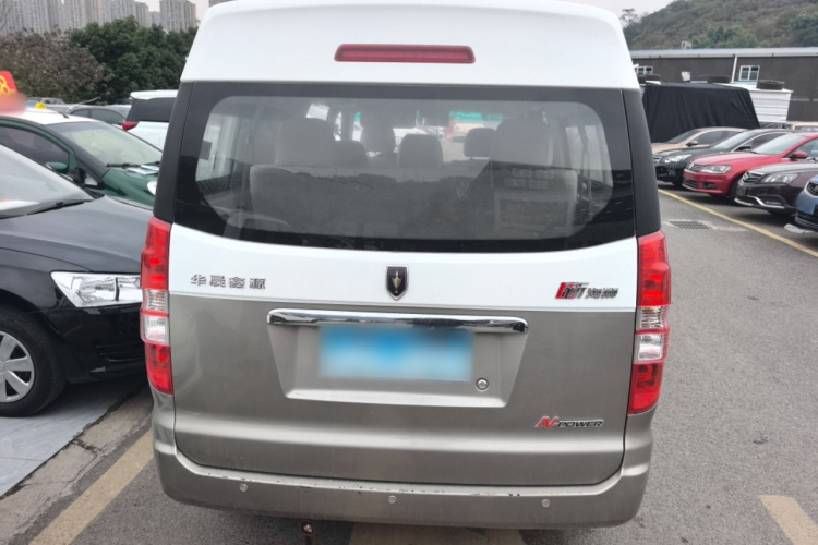 金杯 新海狮X30L 2021款 1.5L商务中央空调版客车国VI SWC15M车身外观6