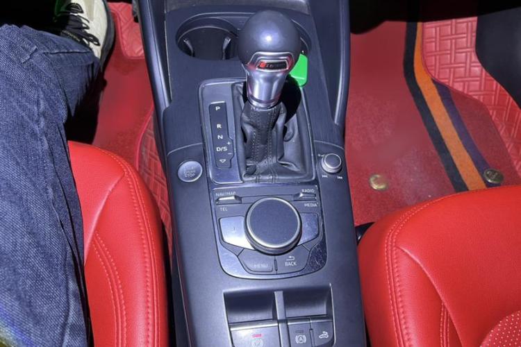 奥迪A3(进口) 2017款 Cabriolet 40 TFSI中控内饰7003