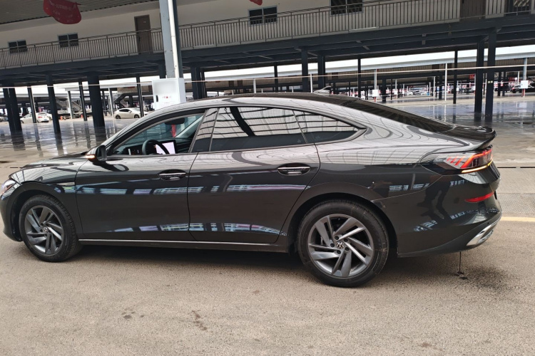 大众 2024款 凌渡L 280TSI DSG酷辣版车身外观4