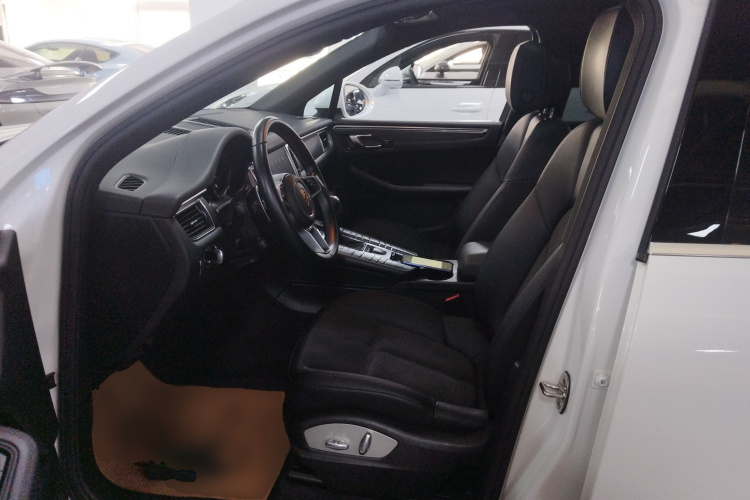 保时捷 2017款  Macan 2.0T中控内饰19