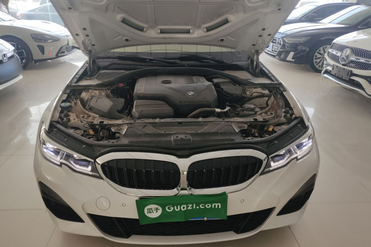 宝马3系 2021款 改款二 325Li M运动套装机舱底盘24