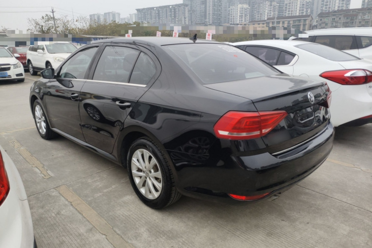 大众 朗逸 2015款 1.6L 手动舒适版车身外观6003