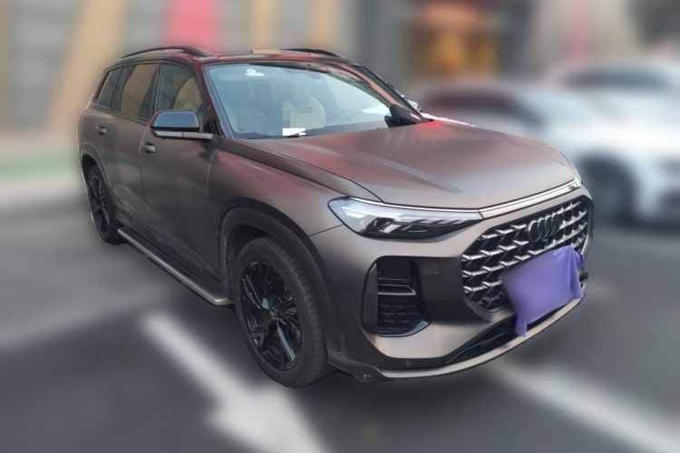 奥迪Q6 2023款 50 TFSI quattro 凌云版 edition one车身外观3