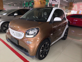 smart fortwo 2015款 1.0L 52千瓦硬顶激情版