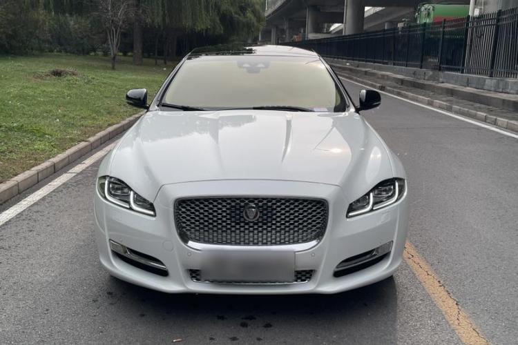 捷豹XJ 2018款 XJL 3.0 SC 两驱典雅商务版车身外观6008