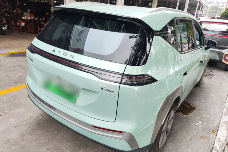 埃安 AION Y 2023款 Younger车身外观7