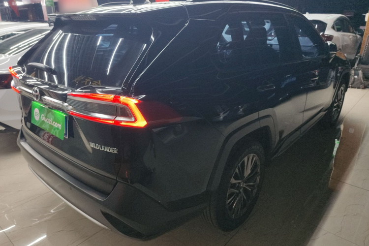 丰田 威兰达 2023款 2.0L CVT两驱豪华PLUS版车身外观7