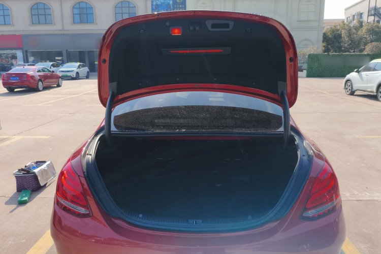 奔驰C级 2016款 C 200 运动版机舱底盘23