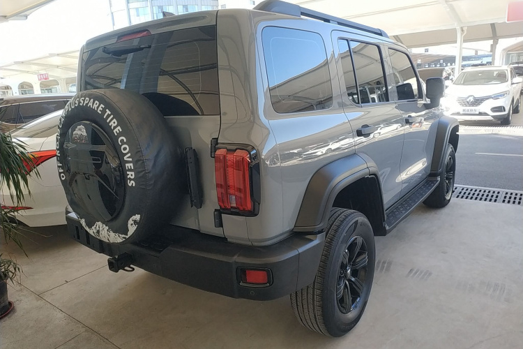 坦克300 2023款 越野版 2.0T 挑战者车身外观6005