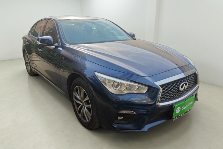 英菲尼迪Q50L 2018款 2.0T 舒适版 国VI车身外观3
