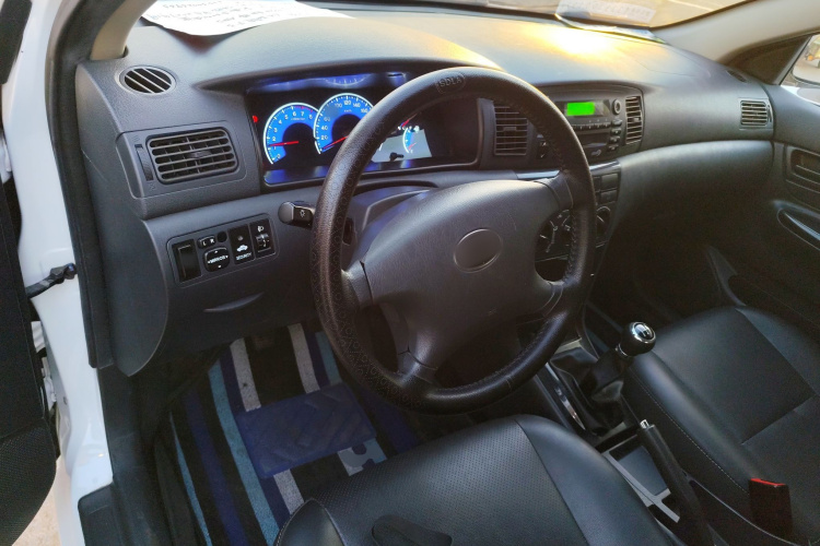 比亚迪F3 2020款 1.5L 手动经典型中控内饰12