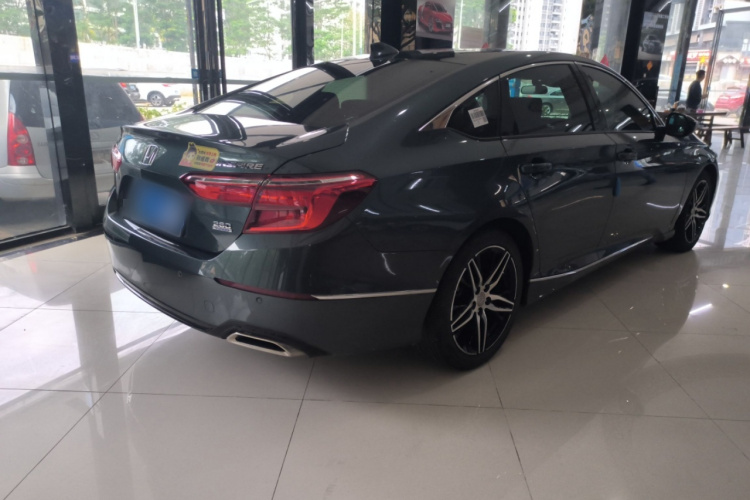本田 英仕派 2022款 260TURBO 精悦版车身外观7