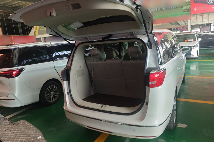 别克GL8 2017款 ES 28T 舒适型 国V局部细节23